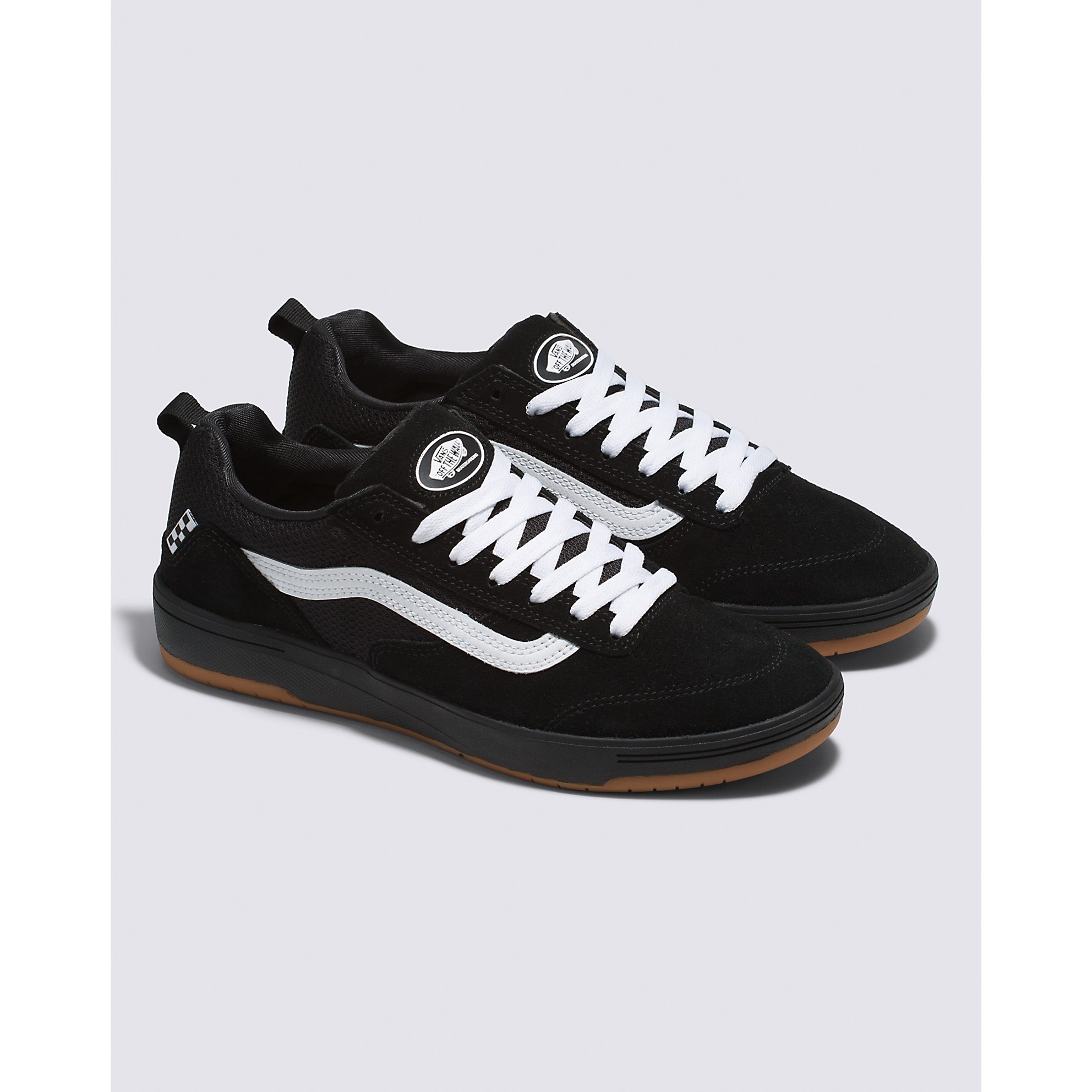 Zahba Shoe (Black/White)