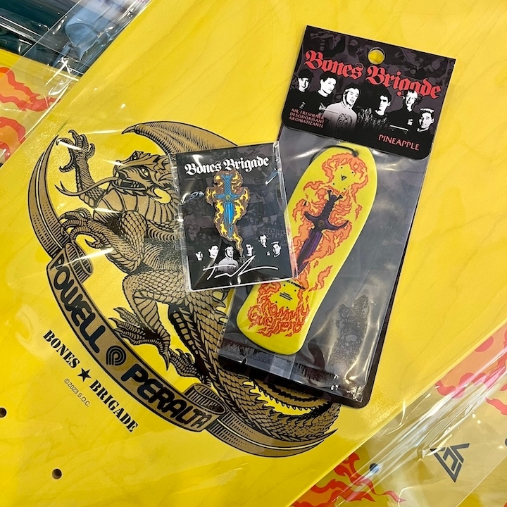 値下げ!【新品未使用】Powell Peralta  Guerrero s-l400.jpg