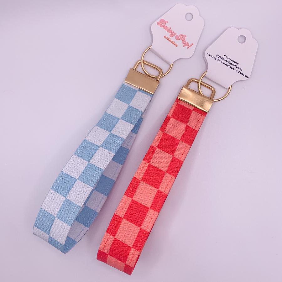 daisyPOp! Collective Trendy Checkerboard Wristlet Lanyard 6 in::blue 