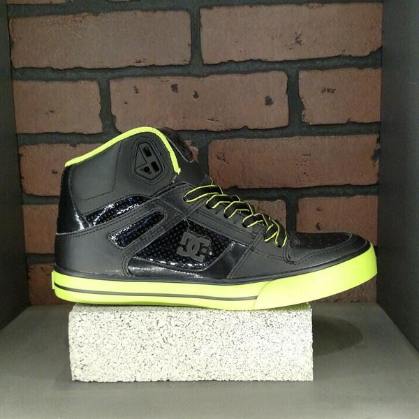 dc men's spartan high wc skate shoes
