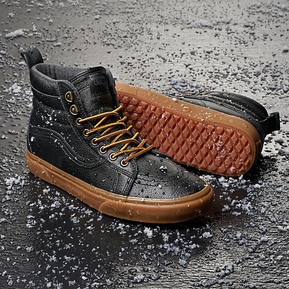 Vans sk8-hi mte black gum hot sale