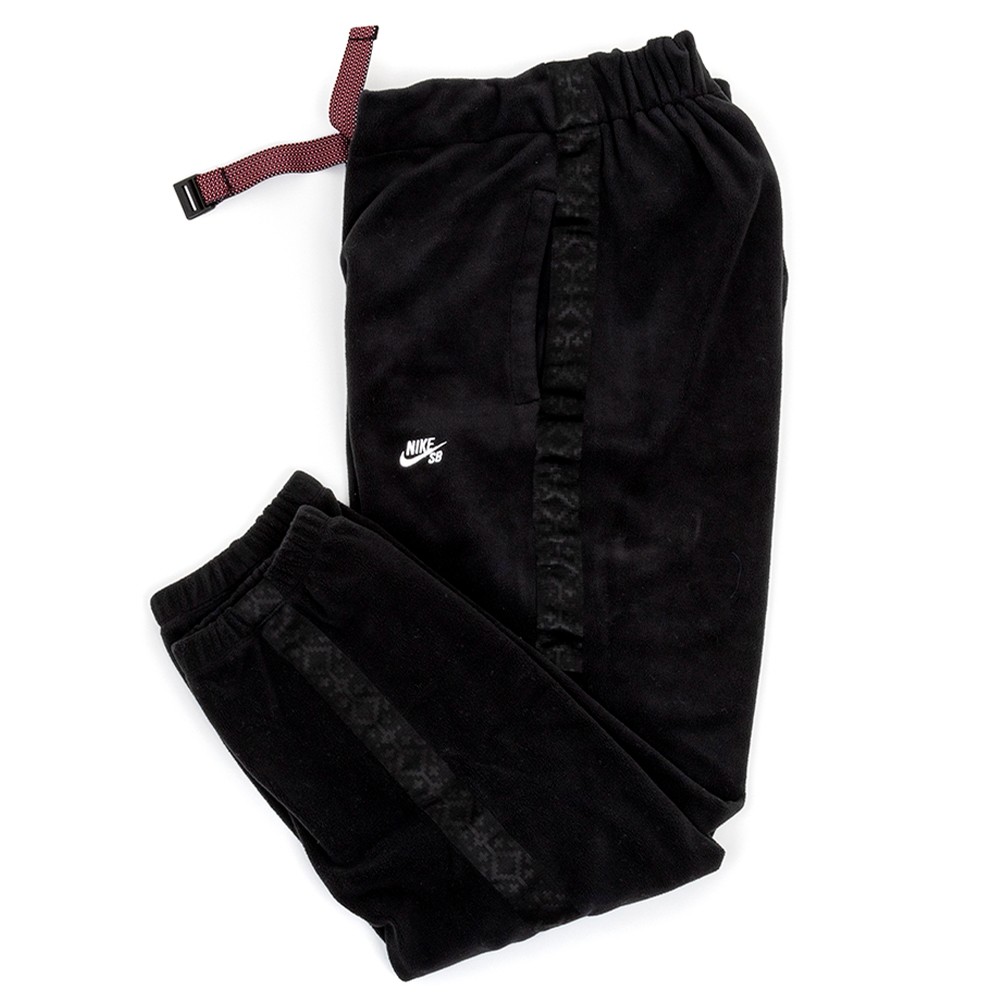 nike sb black fleece shorts