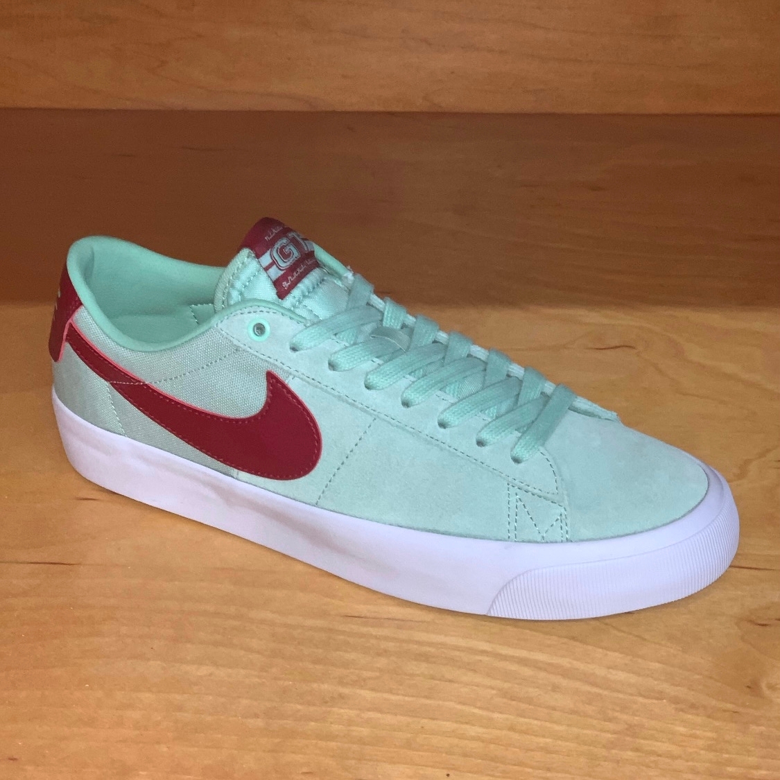 nike sb blazer low gt green