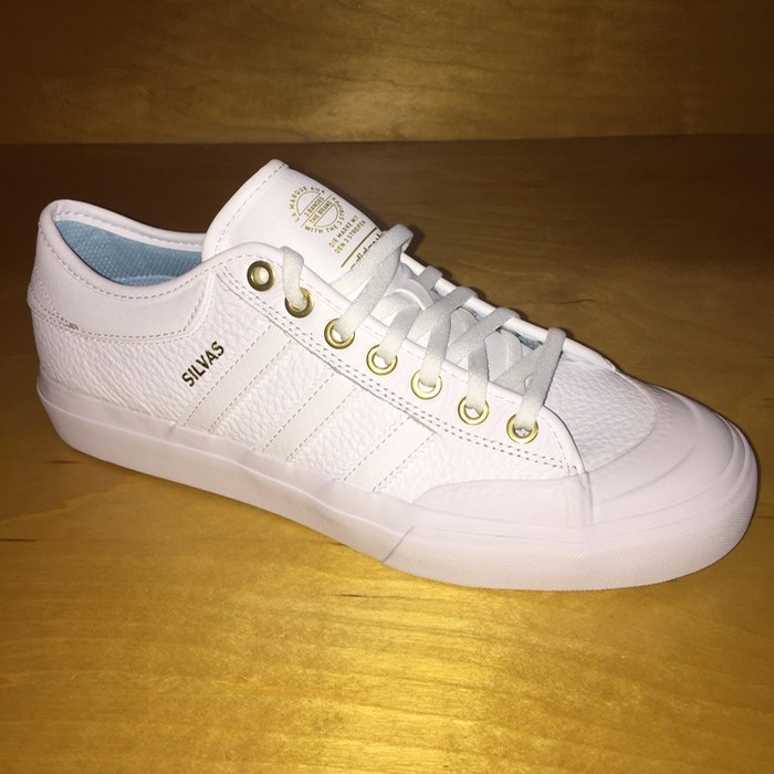 white matchcourt adidas