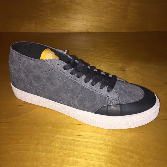 nike blazer chukka xt