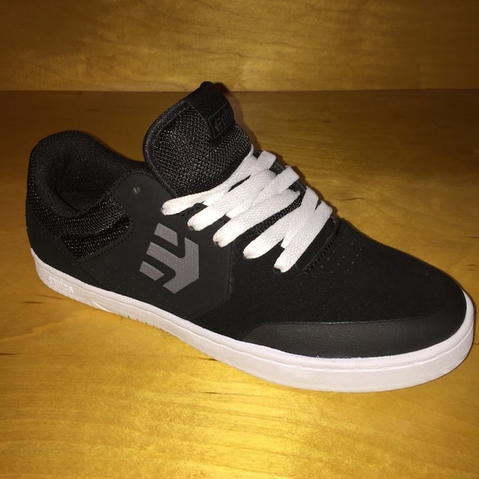 etnies marana black white