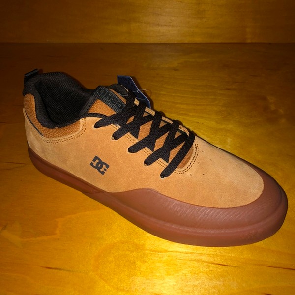 dc infinite s shoes