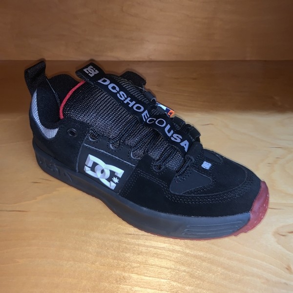 dc shoes lynx og darkroom