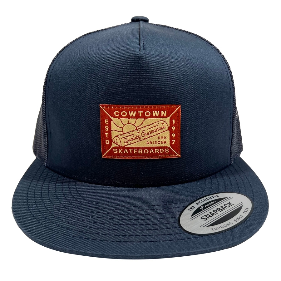 Red Curb Label Trucker Hat (Navy)